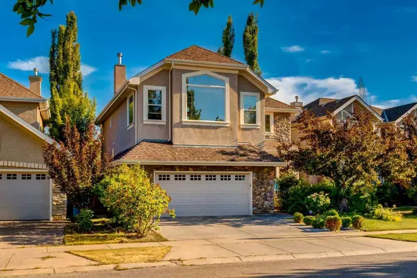 8631 Wentworth DR SW, Calgary, AB T3H 5K2