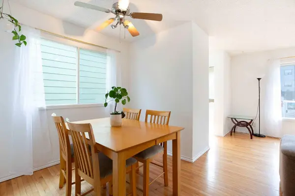 235 Templemont DR NE, Calgary, AB T1Y 5A1
