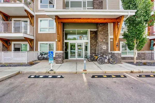 302 Skyview Ranch DR NE #3302, Calgary, AB T3N 0P5