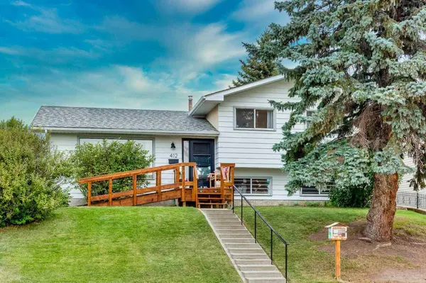 412 78 AVE NE, Calgary, AB T2K 0R8