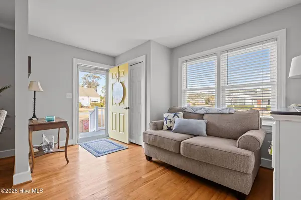 104 George ST, Beaufort, NC 28516