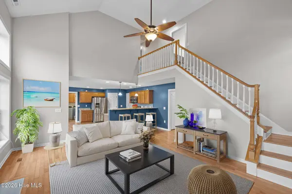 1607 Ivory Gull DR, Morehead City, NC 28557