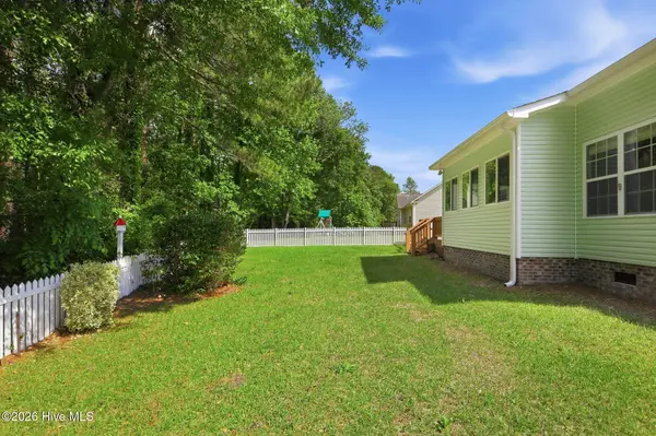302 Coldwater DR, Swansboro, NC 28584