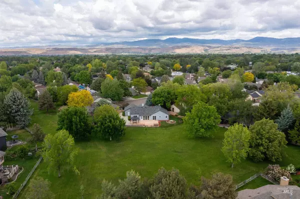 10059 W Ironclad Ct, Boise, ID 83704