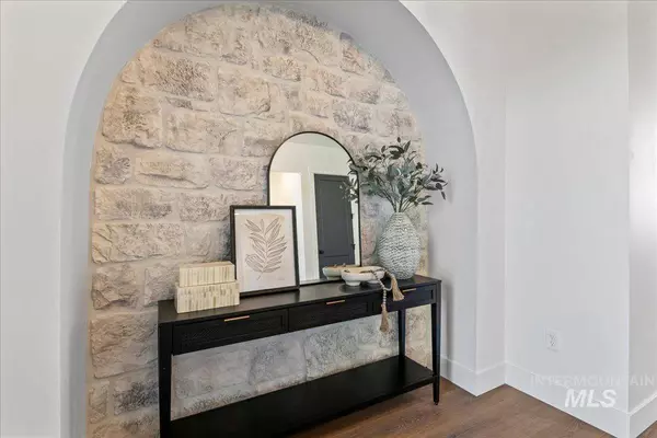 3436 N Mayberry Way, Eagle, ID 83616