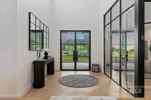 6162 N High Valley Way, Boise, ID 83714-5546