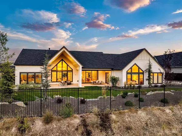 11389 N 17th Way, Boise, ID 83714