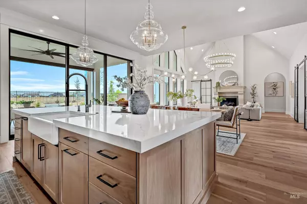 11389 N 17th Way, Boise, ID 83714