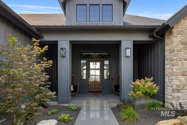 11305 N 17th Way, Boise, ID 83714