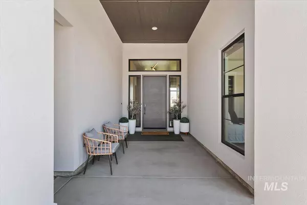 11500 N 17th Way, Boise, ID 83714