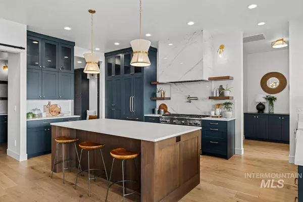 11305 N 17th Way, Boise, ID 83714