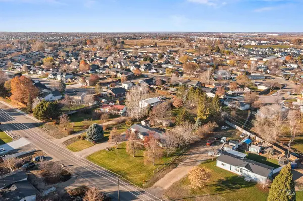11342 Hunt Ave, Nampa, ID 83651