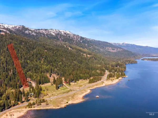 2267 Franks Road, Donnelly, ID 83615