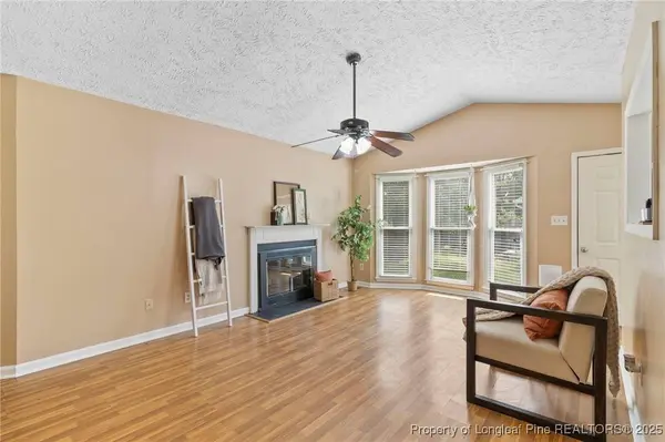 3820 Crusader DR, Hope Mills, NC 28348