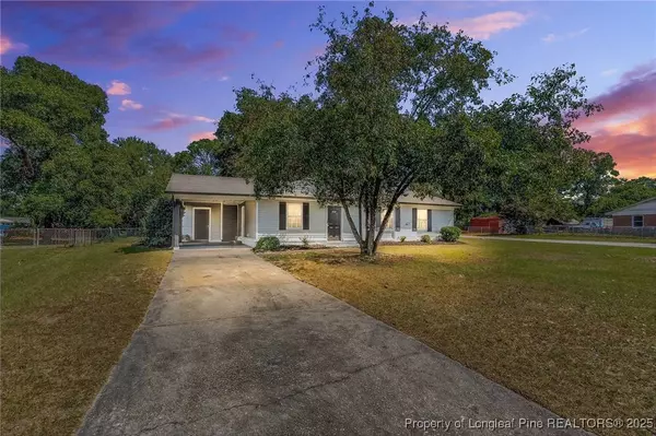 5937 Spinner RD, Hope Mills, NC 28348