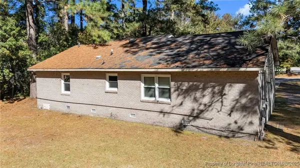 406 Mundy ST, Maxton, NC 28364