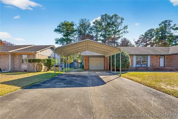 7151 Enfield DR, Fayetteville, NC 28303