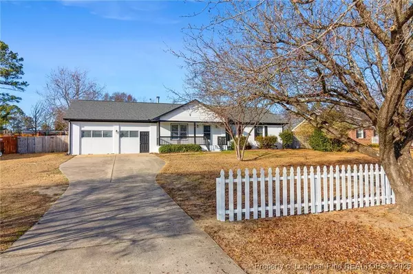 6250 Waldos Beach RD, Fayetteville, NC 28306