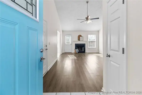 1011 Gatesville DR, Hope Mills, NC 28348