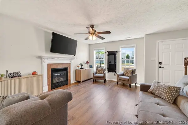 1213 Screech Owl DR, Hope Mills, NC 28348