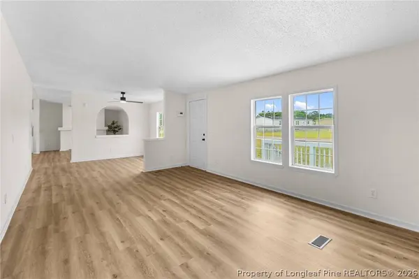 4133 Frontier AVE, Fayetteville, NC 28312