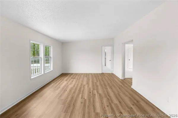 4133 Frontier AVE, Fayetteville, NC 28312