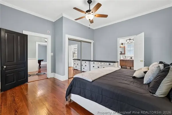 423 E Edinborough AVE, Raeford, NC 28376