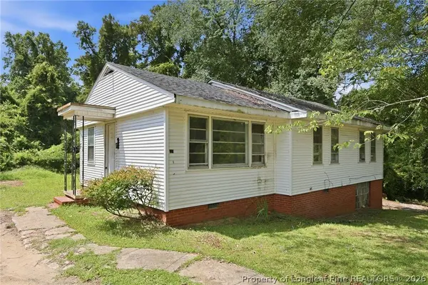 319 Stuart AVE, Fayetteville, NC 28301