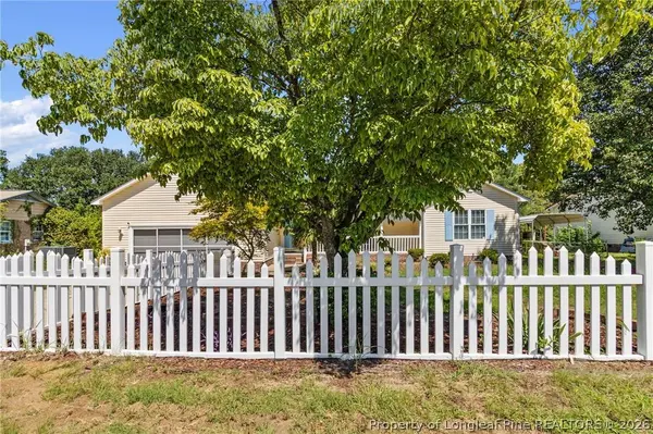 802 Darlington DR, Fayetteville, NC 28311