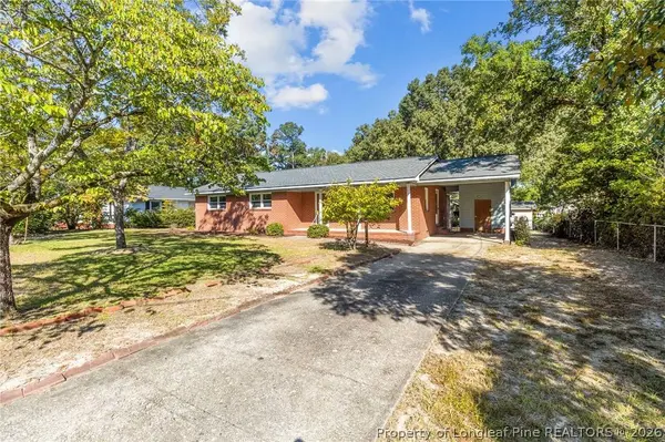 521 Longview DR, Fayetteville, NC 28311