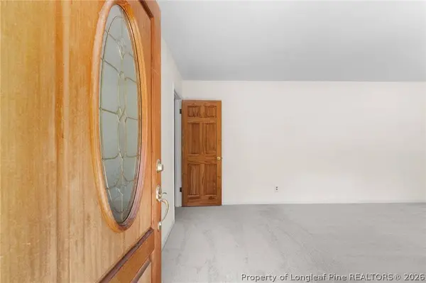 521 Longview DR, Fayetteville, NC 28311