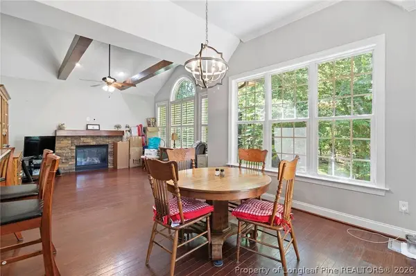 3027 Carrington LN, Sanford, NC 27330