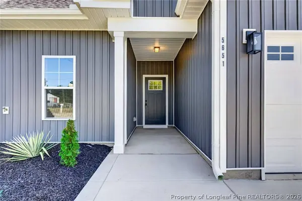5651 Wiggins DR, Fayetteville, NC 28306