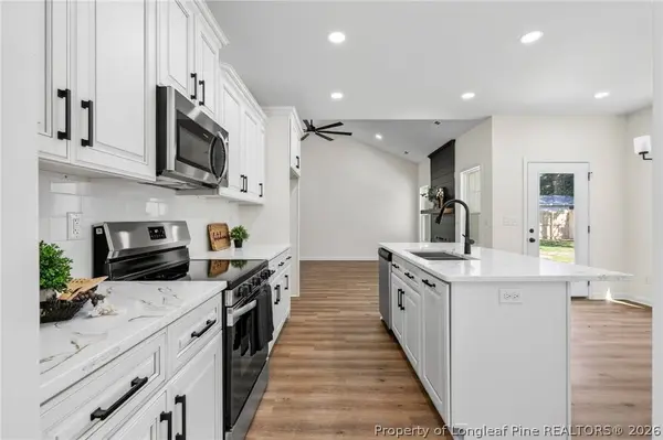 5651 Wiggins DR, Fayetteville, NC 28306