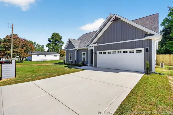 5651 Wiggins DR, Fayetteville, NC 28306