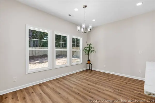 5671 Wiggins DR, Fayetteville, NC 28306