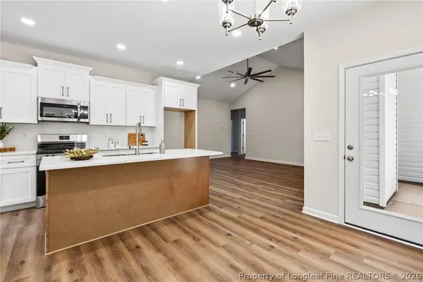 5671 Wiggins DR, Fayetteville, NC 28306