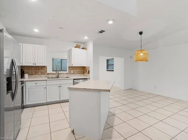 242 SE 1st AVE, Cape Coral, FL 33990