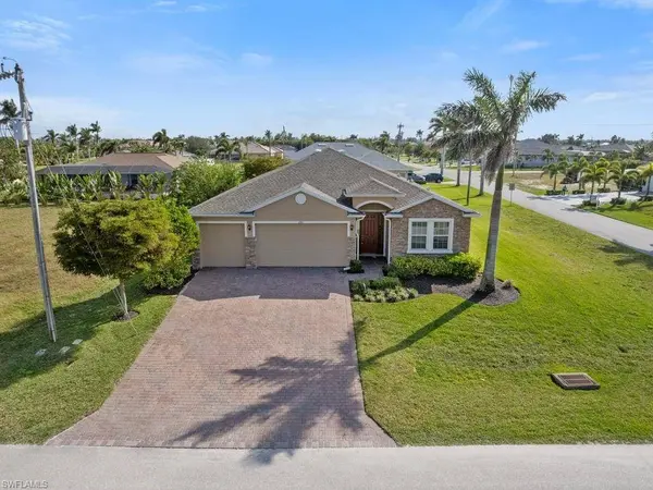 2911 SW 25th PL, Cape Coral, FL 33914