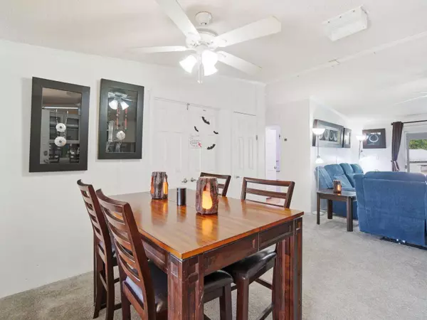 27930 LEATHERWOOD CIR, Punta Gorda, FL 33950