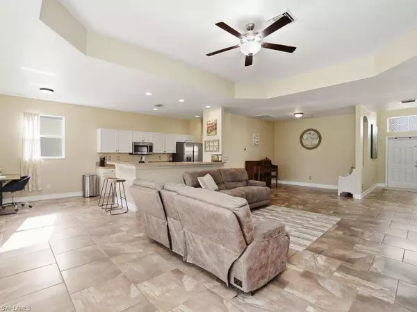 12719 Stone Tower LOOP, Fort Myers, FL 33913