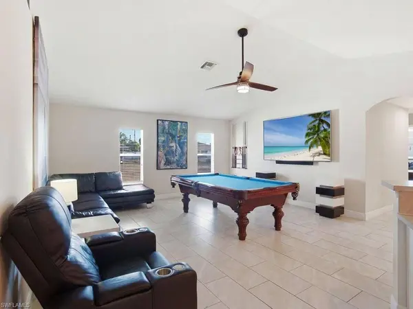 32 NE 9th AVE, Cape Coral, FL 33909