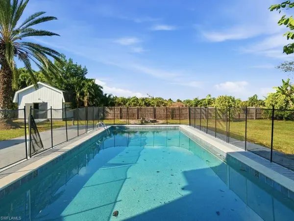 4920 Shady River LN, Fort Myers, FL 33905