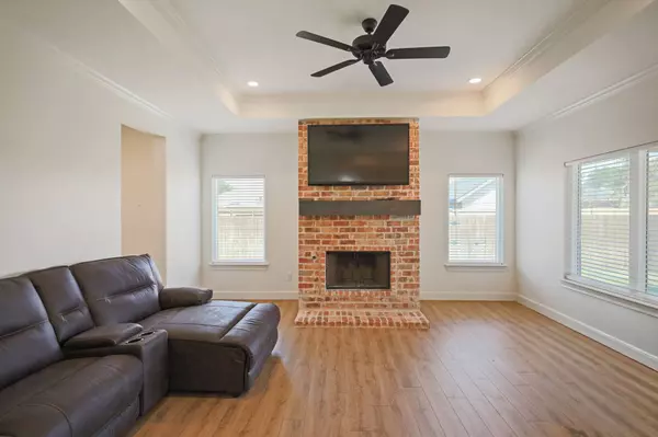 Cowboy Lane, Wolfforth, TX 79382