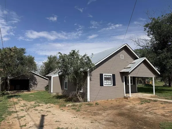 606 S Avenue H, Lamesa, TX 79331