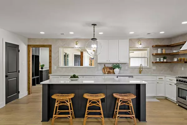 7321 Bluefield Drive, Dallas, TX 75248