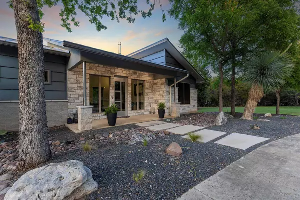 601 Golden Oaks RD, Georgetown, TX 78628