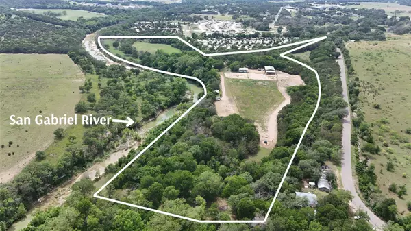 835 County Road 256, Liberty Hill, TX 78642