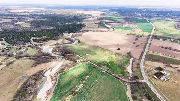 220 County Road 3310, Valley Mills, TX 76689