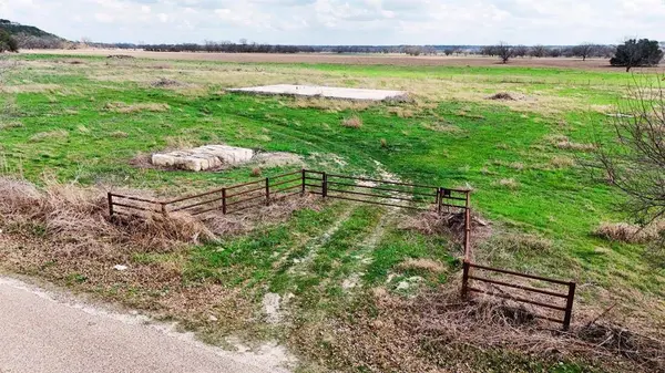 220 County Road 3310, Valley Mills, TX 76689